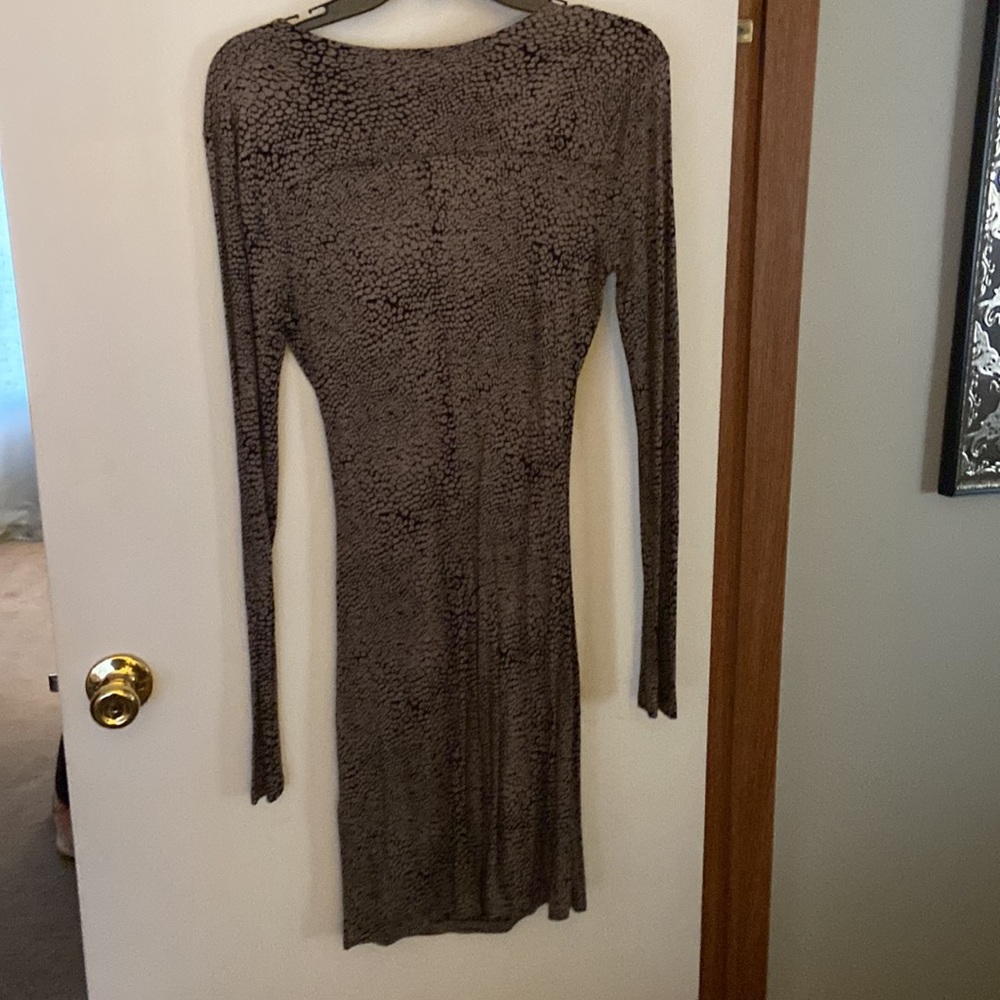 Dress - Picture 2 of 2